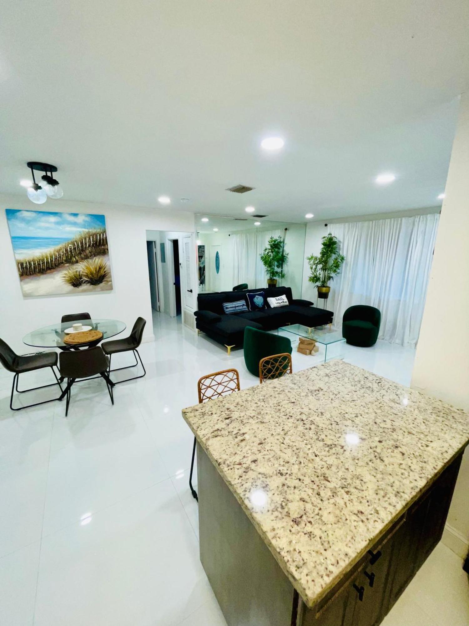 Cozy Comfy House Villa Pembroke Pines Bagian luar foto